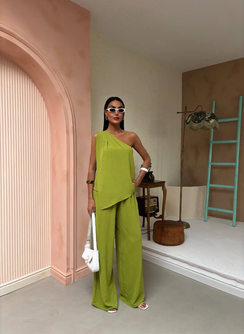 One shoulder blouse and relaxed fit pants-linen pantsuit