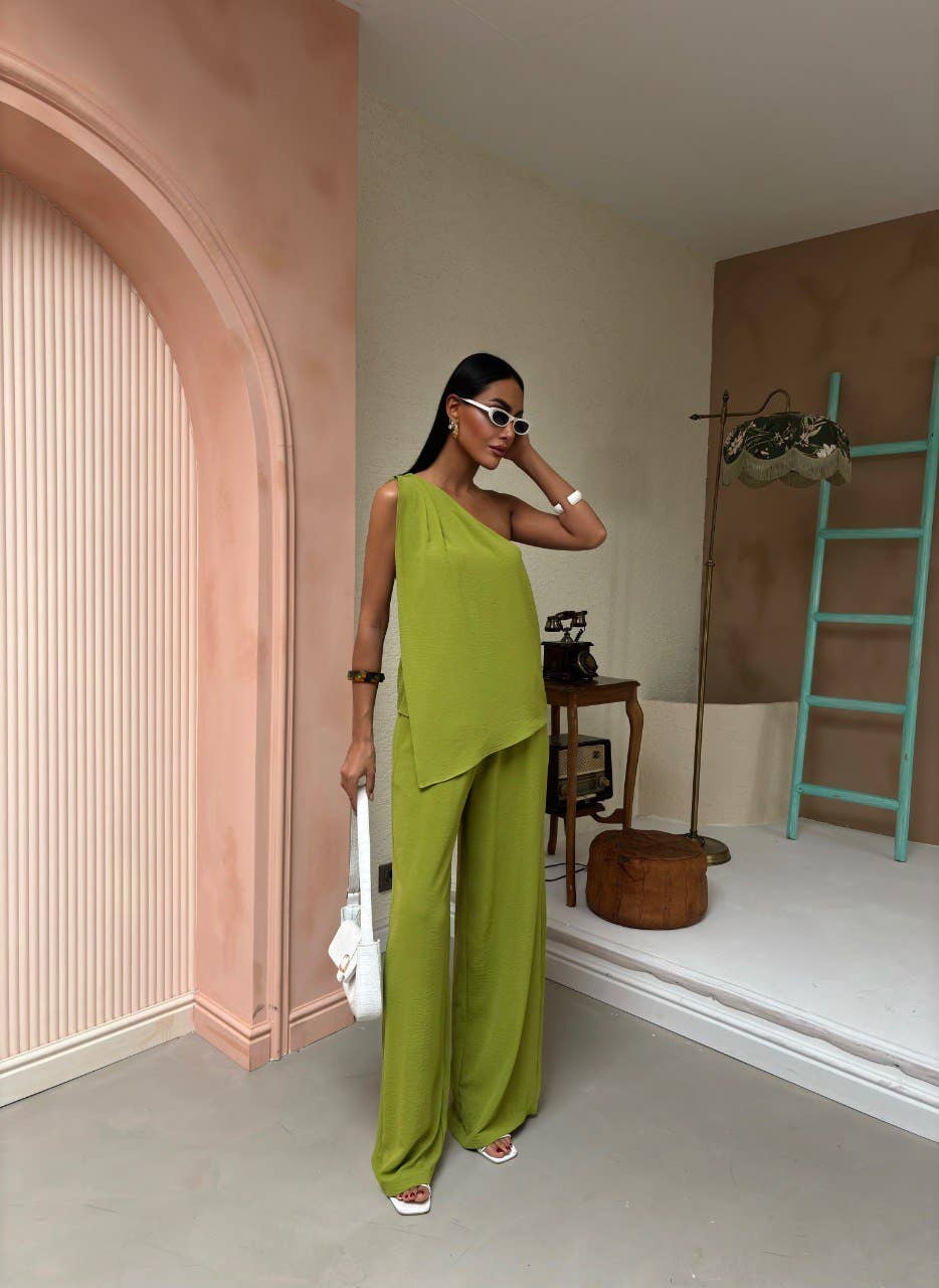 One shoulder blouse and relaxed fit pants-linen pantsuit