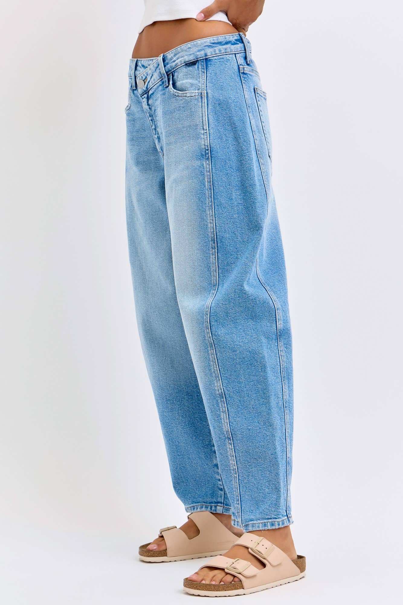 Light Denim Barrel Jean
