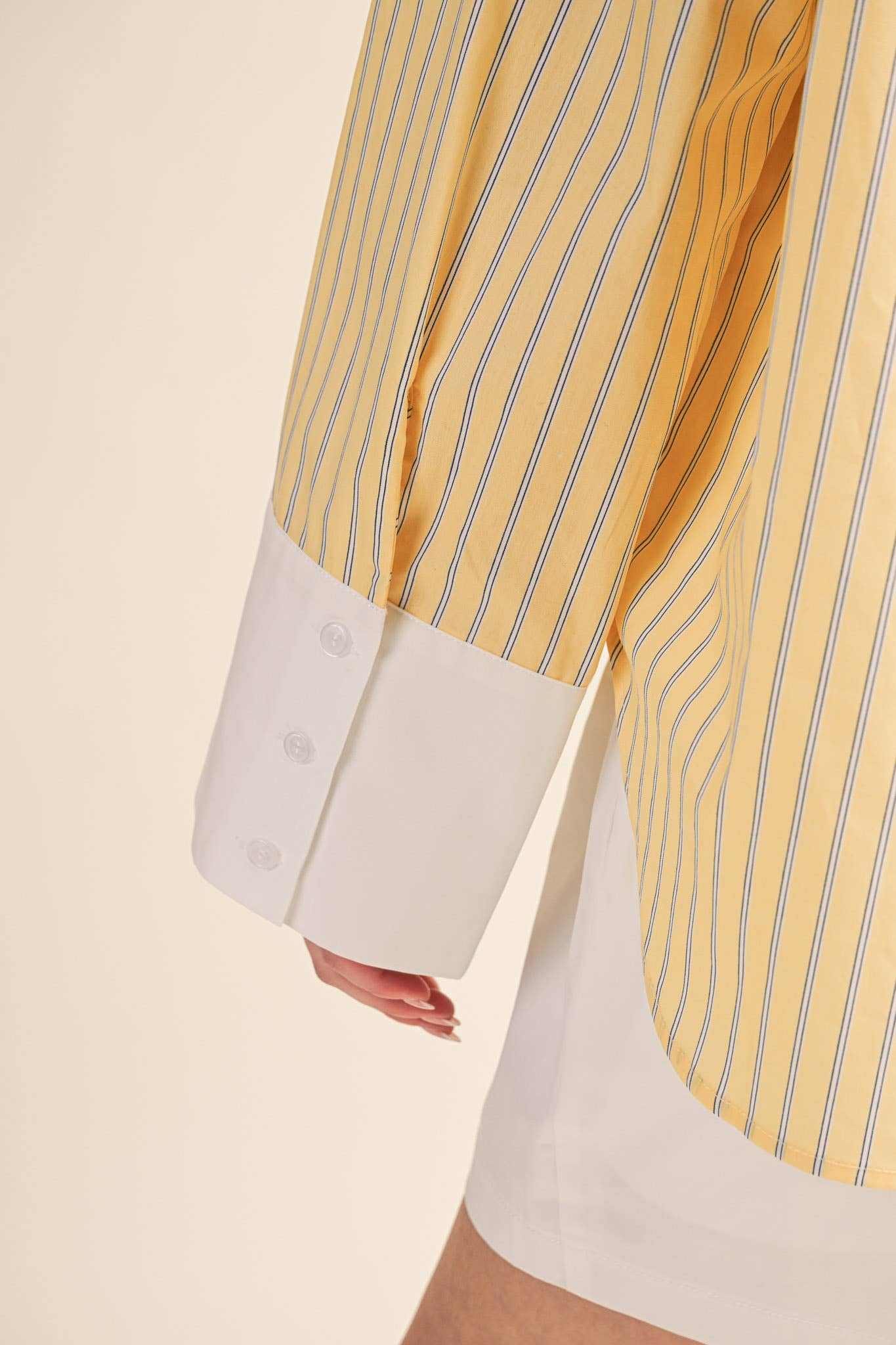 STRIPED CUFF BUTTON DOWN SHIRT